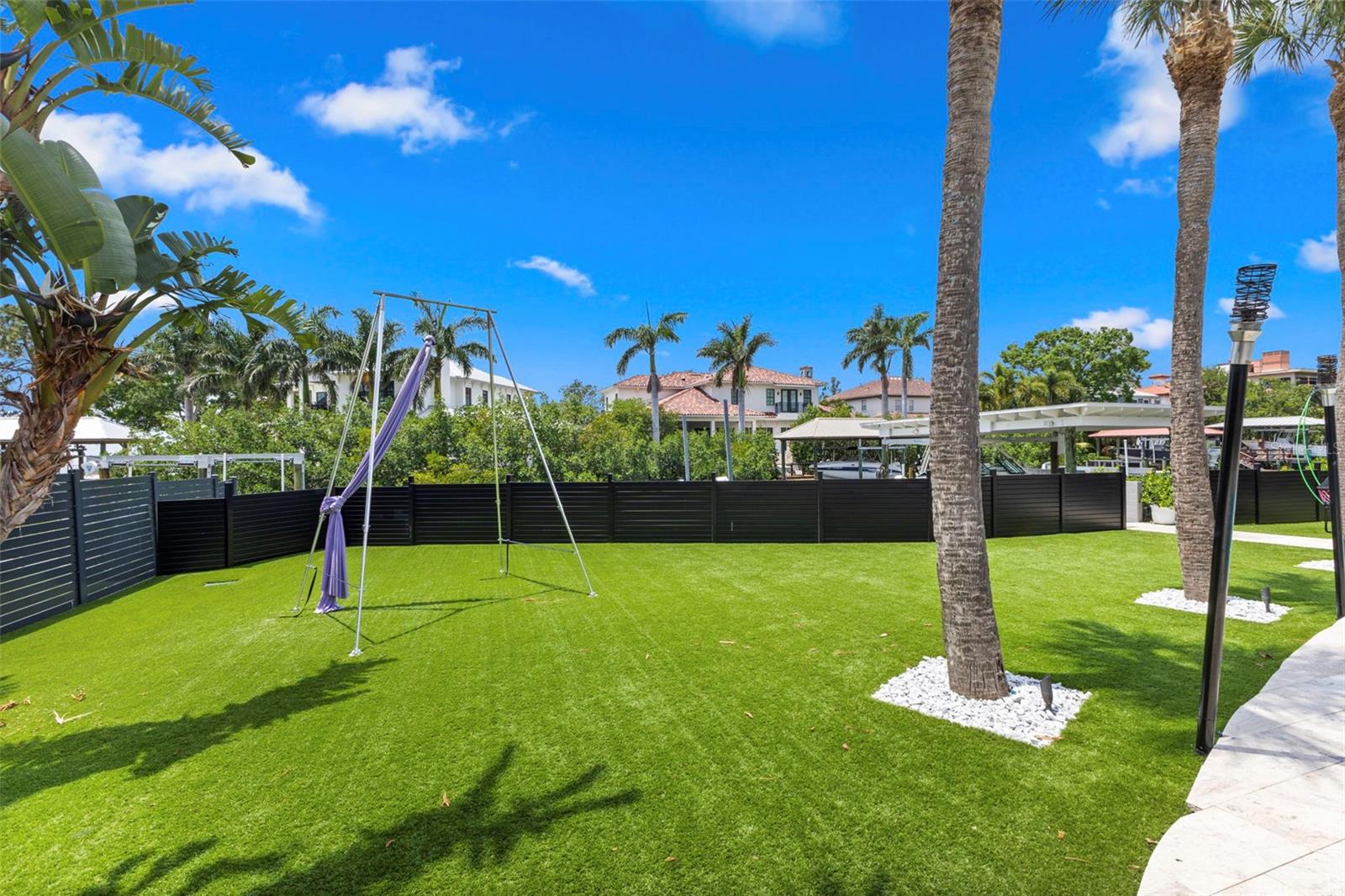 TB8434175 Property Photo