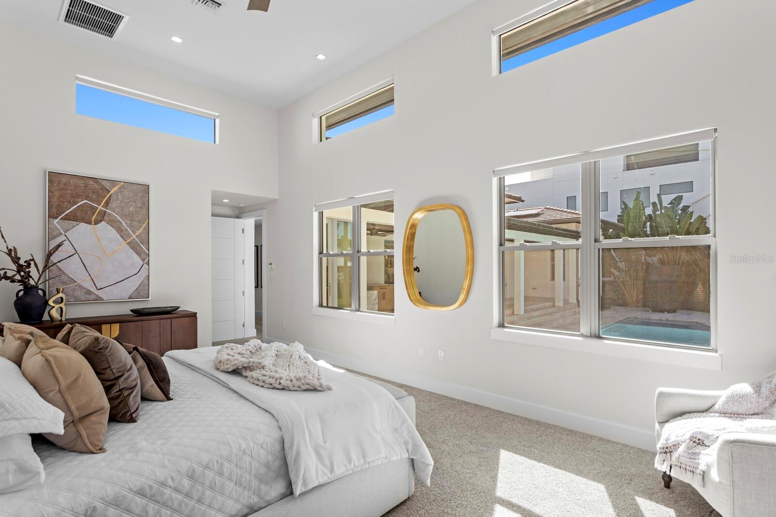 TB8434175 Property Photo