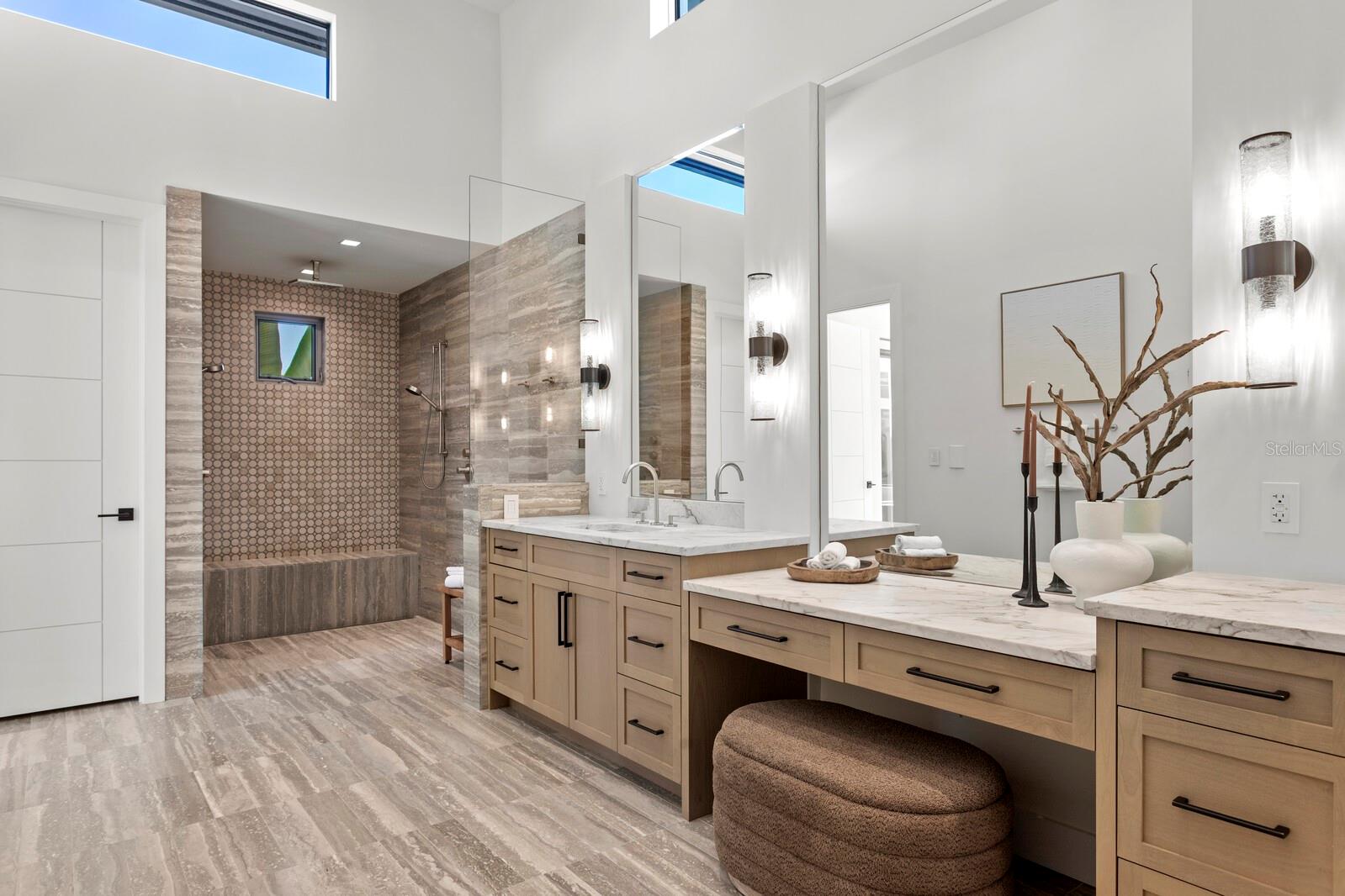 TB8434175 Property Photo