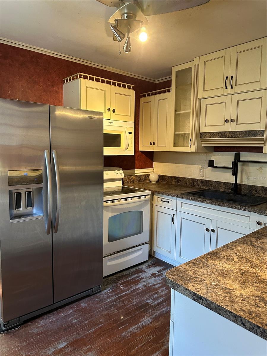 G5102870 Property Photo