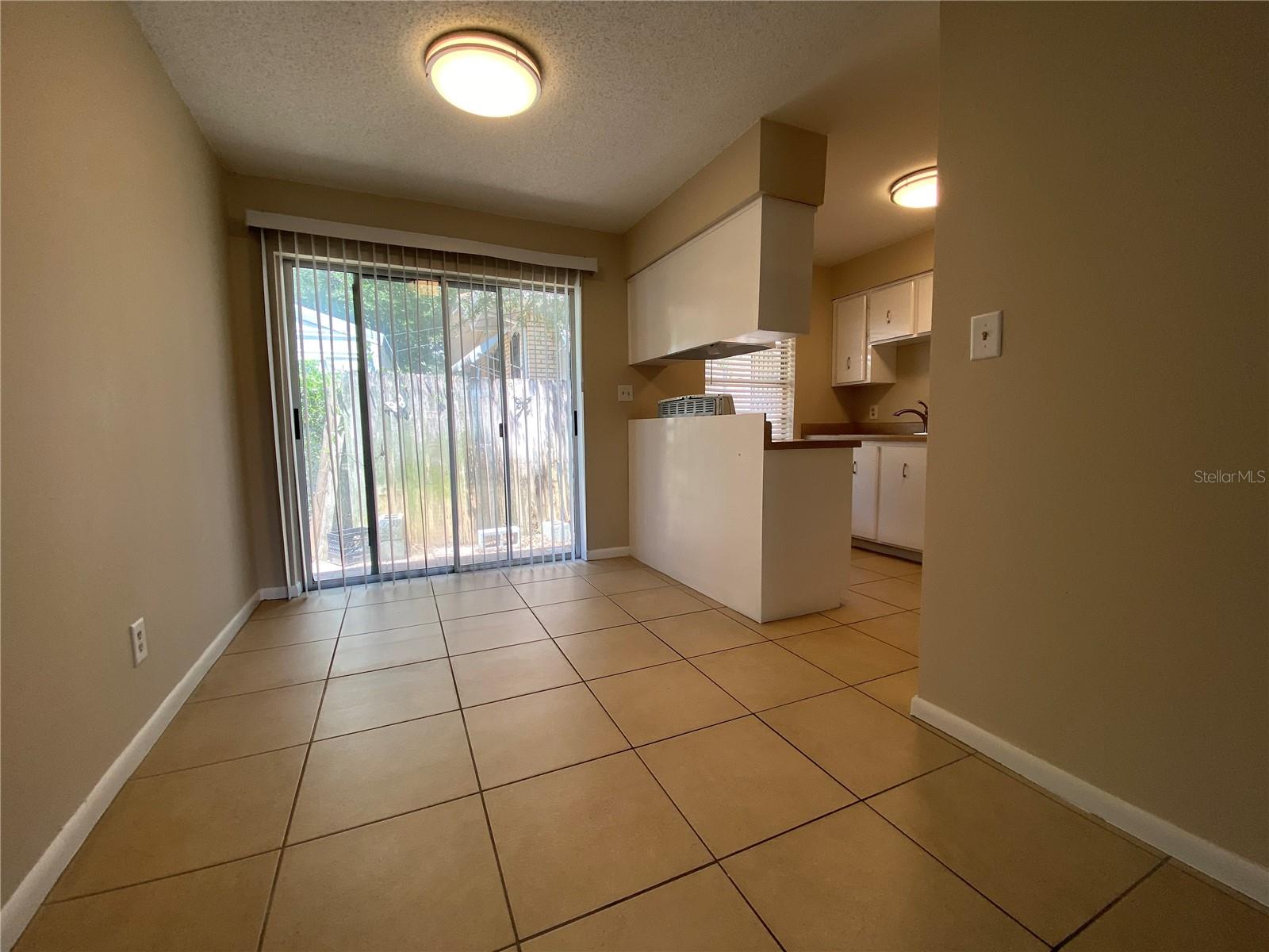 412 W PARK AVE #B, TAMPA, FL, 33602