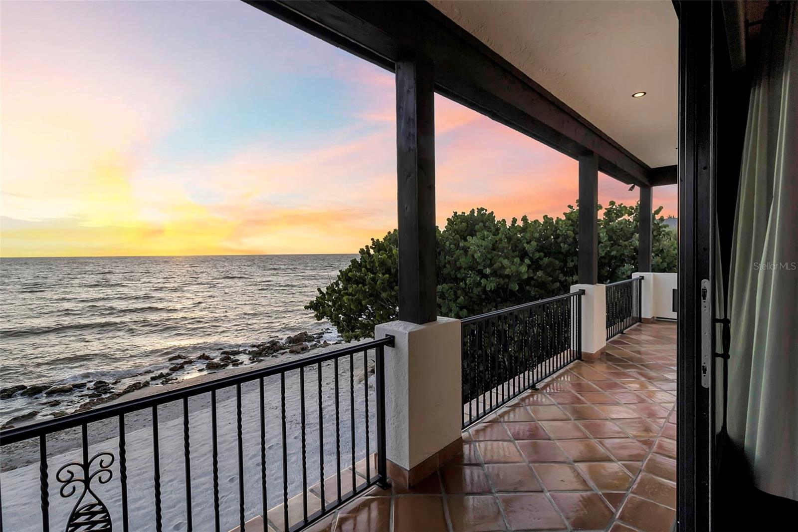 A4667263 Property Photo