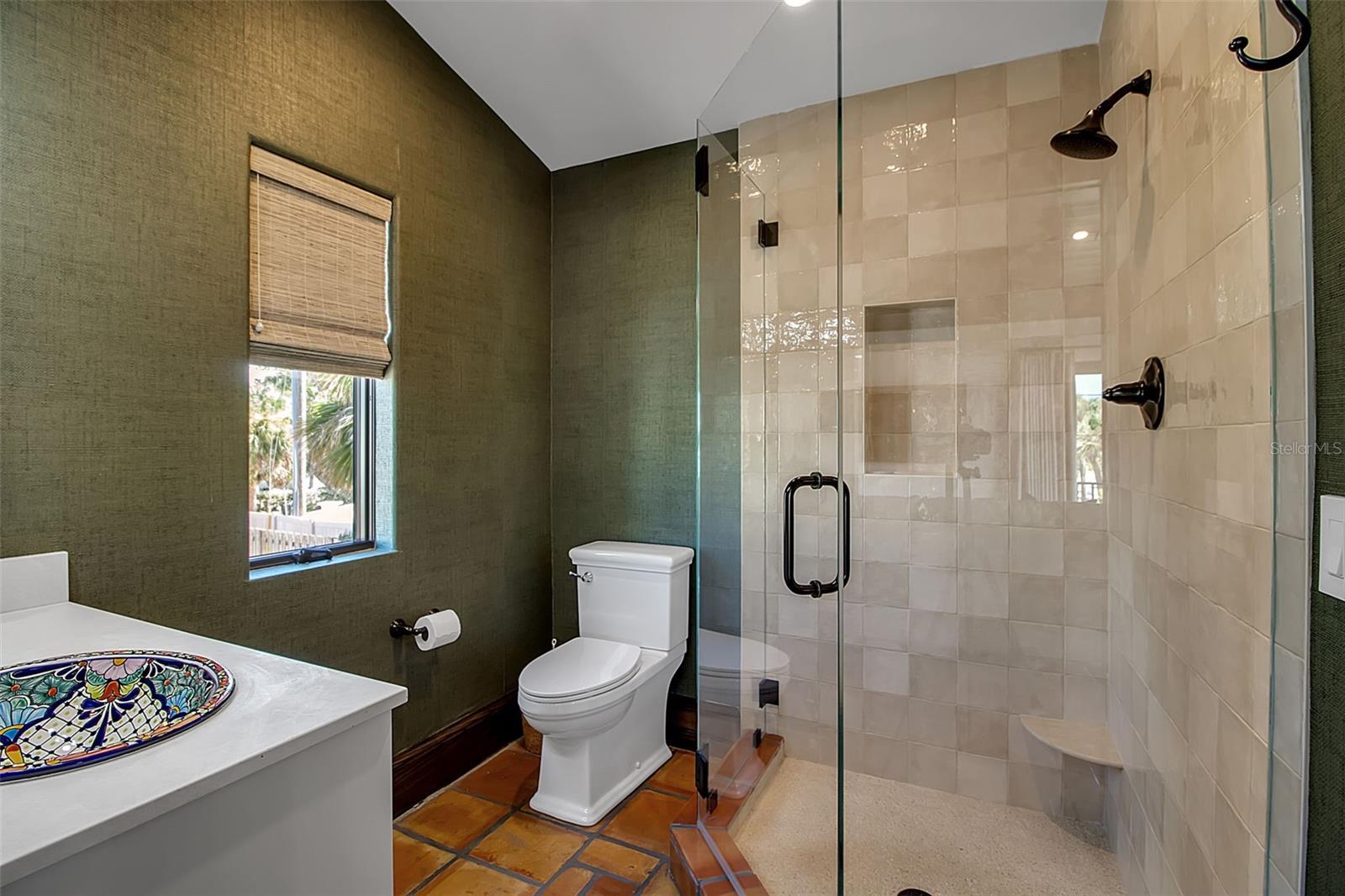 A4667263 Property Photo