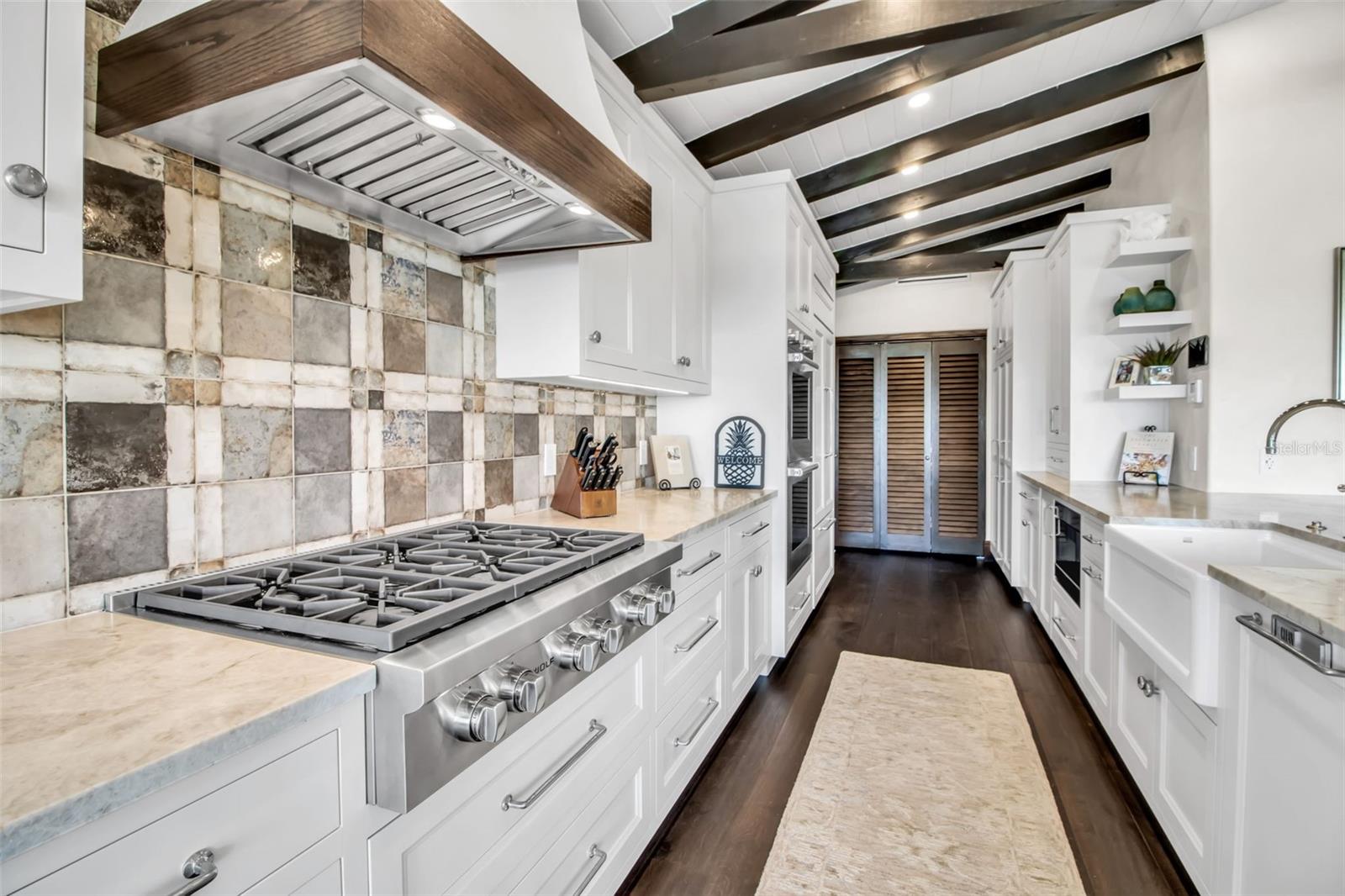 A4667263 Property Photo