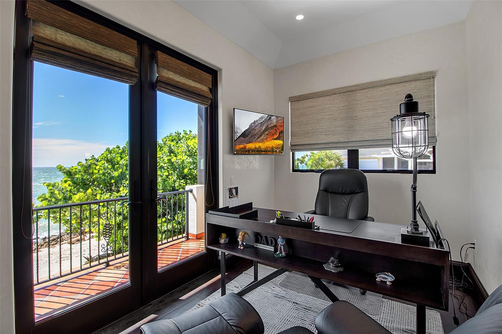 A4667263 Property Photo