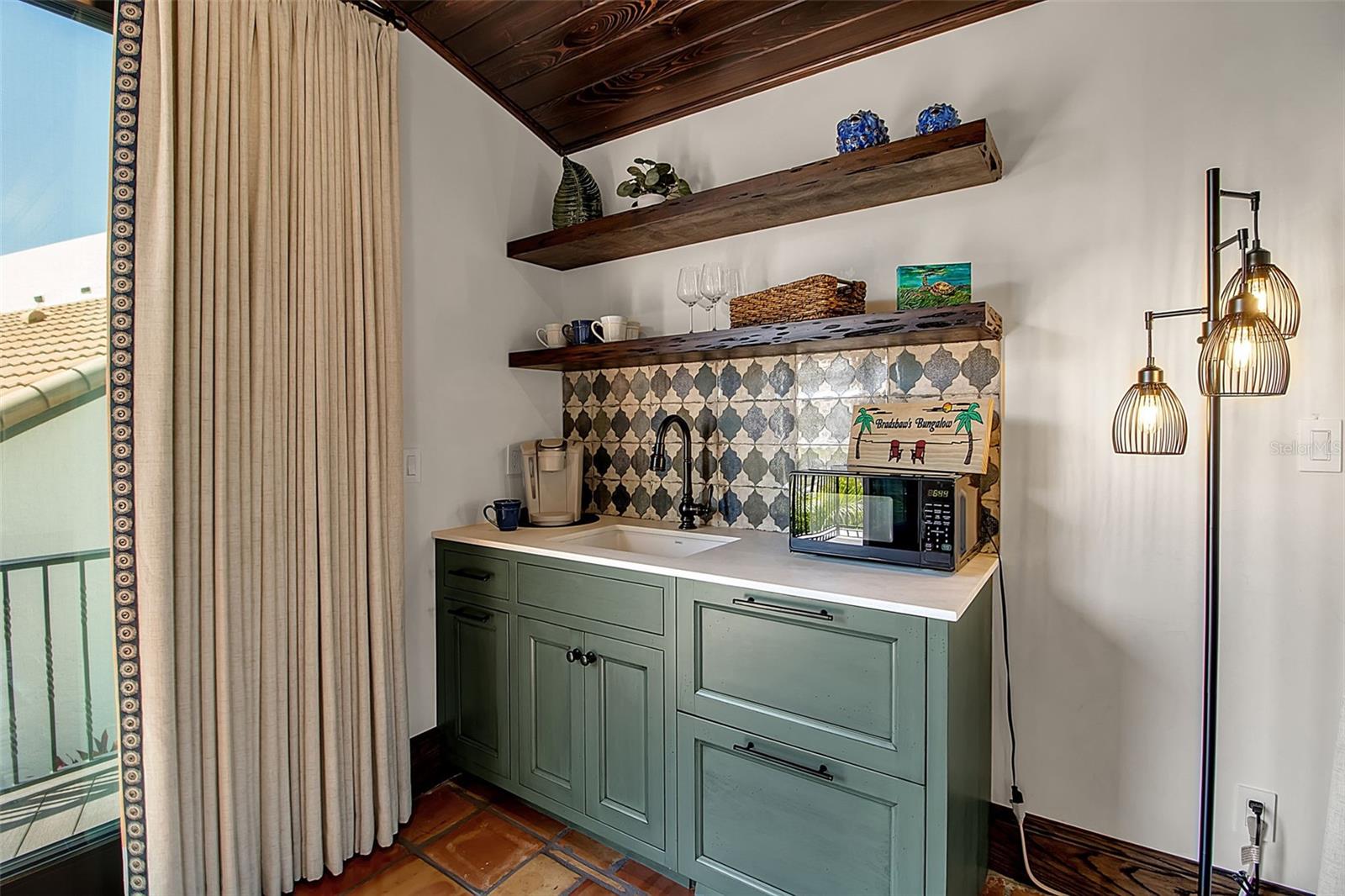 A4667263 Property Photo