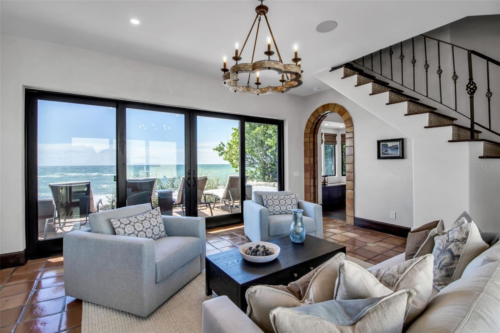 A4667263 Property Photo