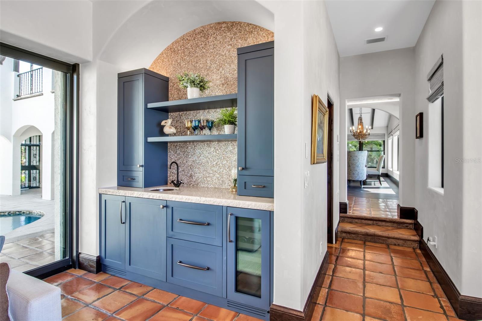 A4667263 Property Photo