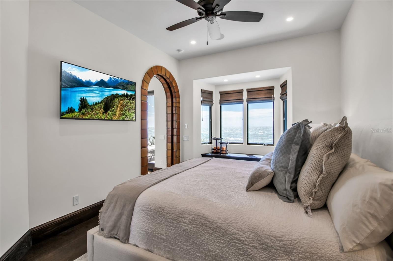 A4667263 Property Photo