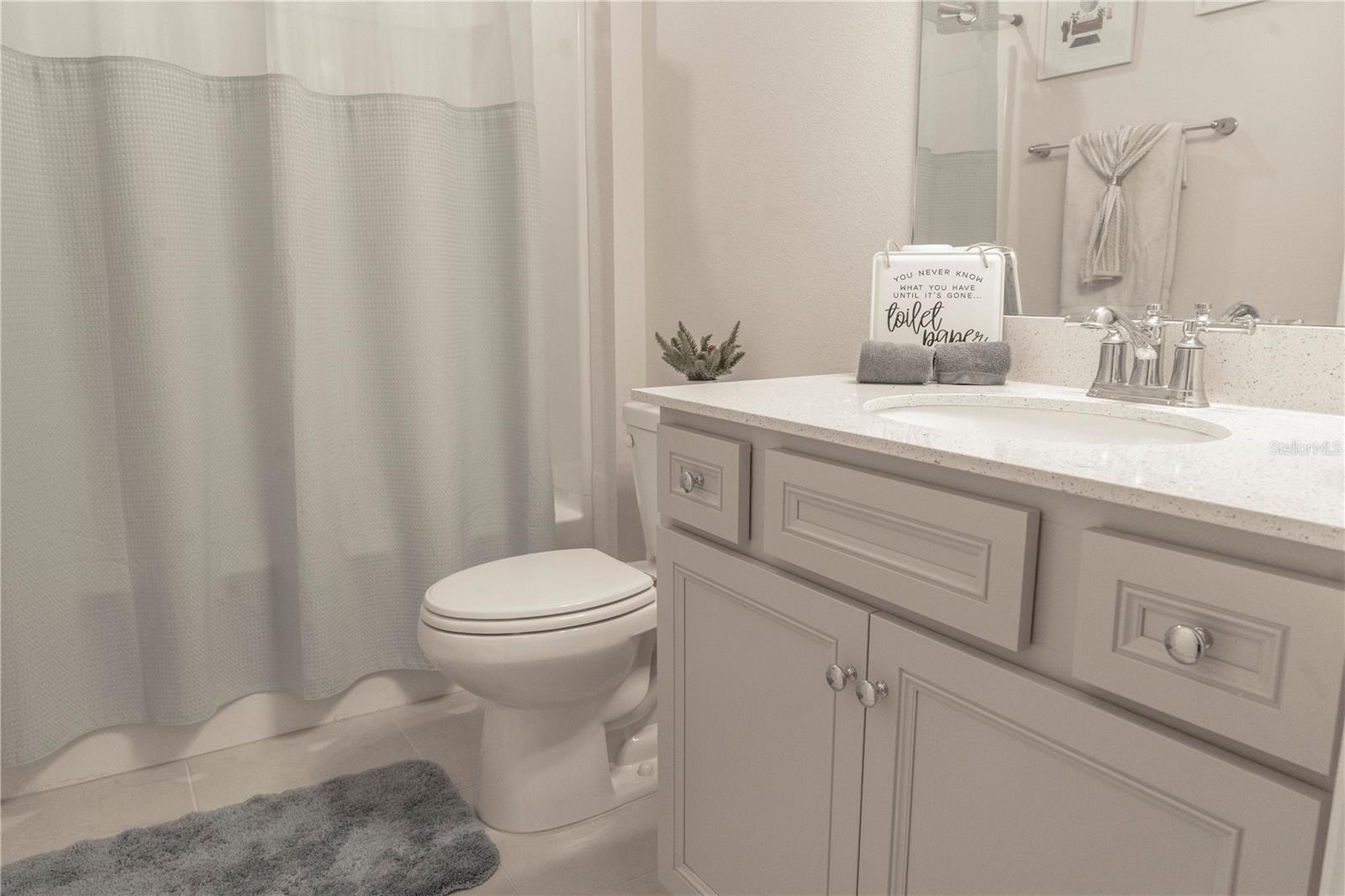 6293 BRADFORD WOODS DR, ZEPHYRHILLS, FL, 33542