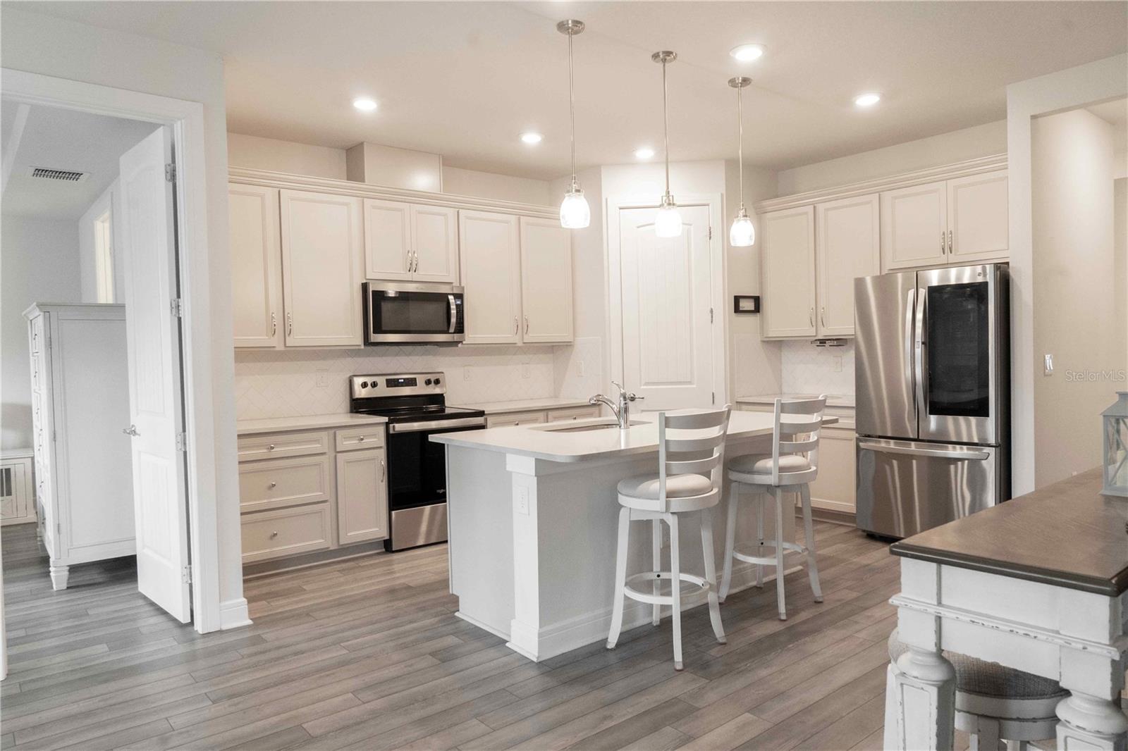 6293 BRADFORD WOODS DR, ZEPHYRHILLS, FL, 33542