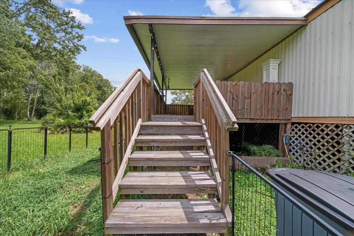 TB8434252 Property Photo