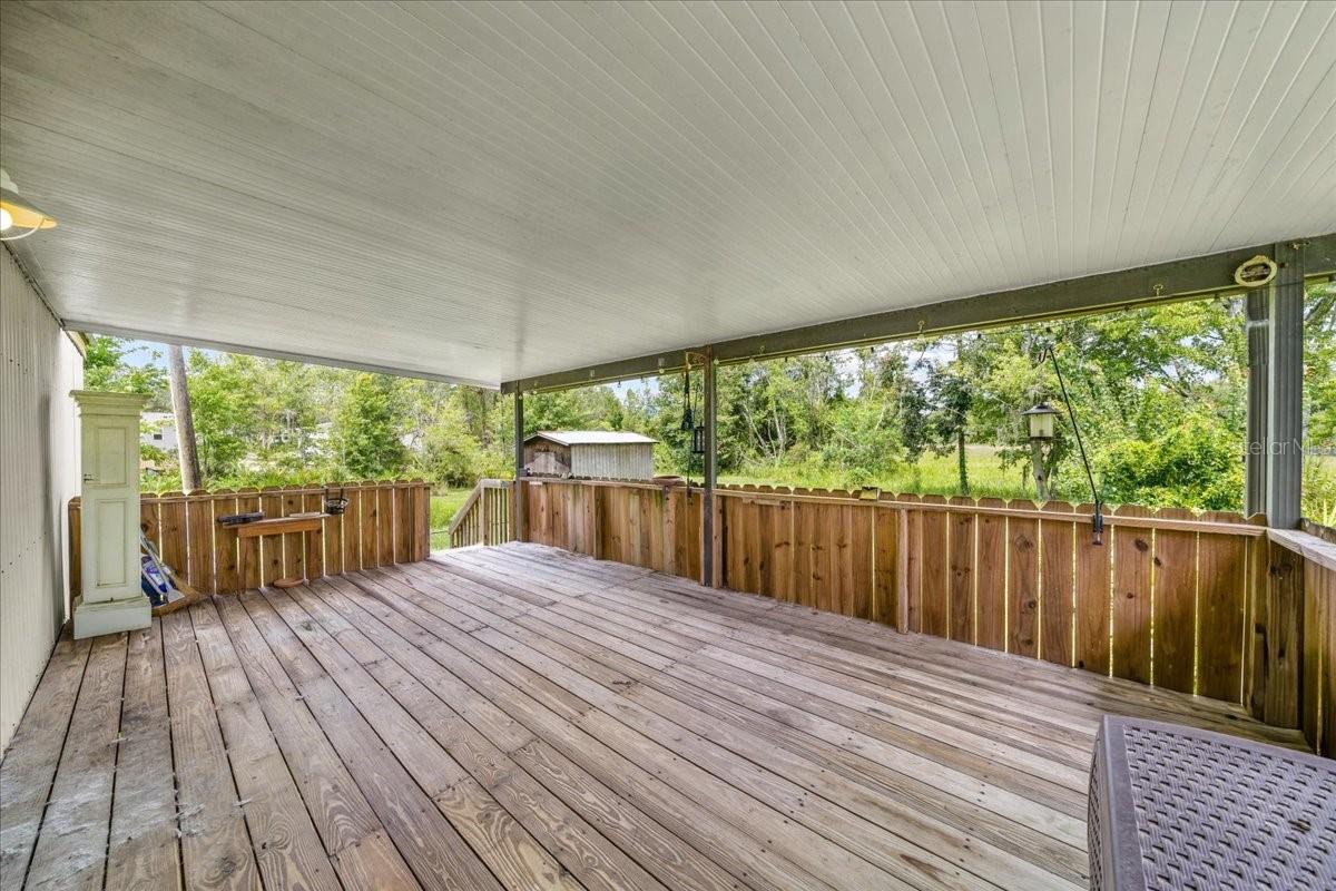 TB8434252 Property Photo