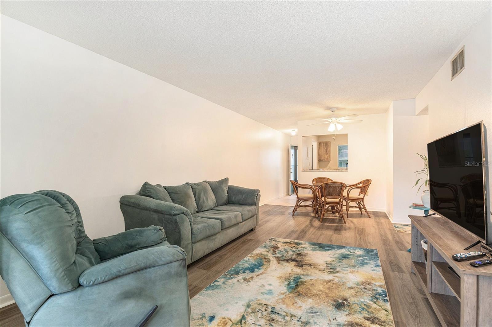 Living Room /Dining Room