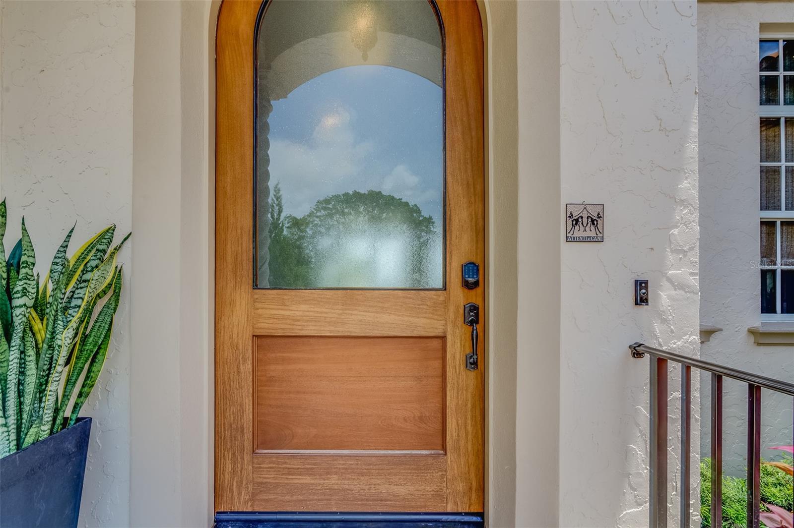 TB8434258 Property Photo