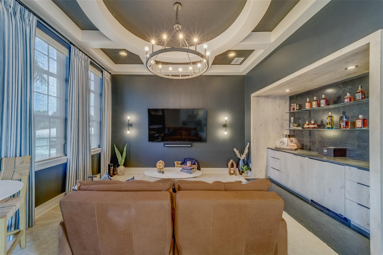 TB8434258 Property Photo