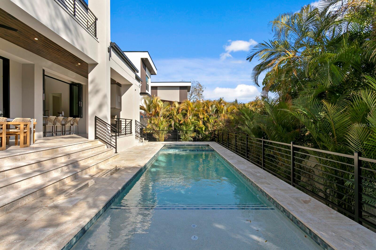 TB8434265 Property Photo