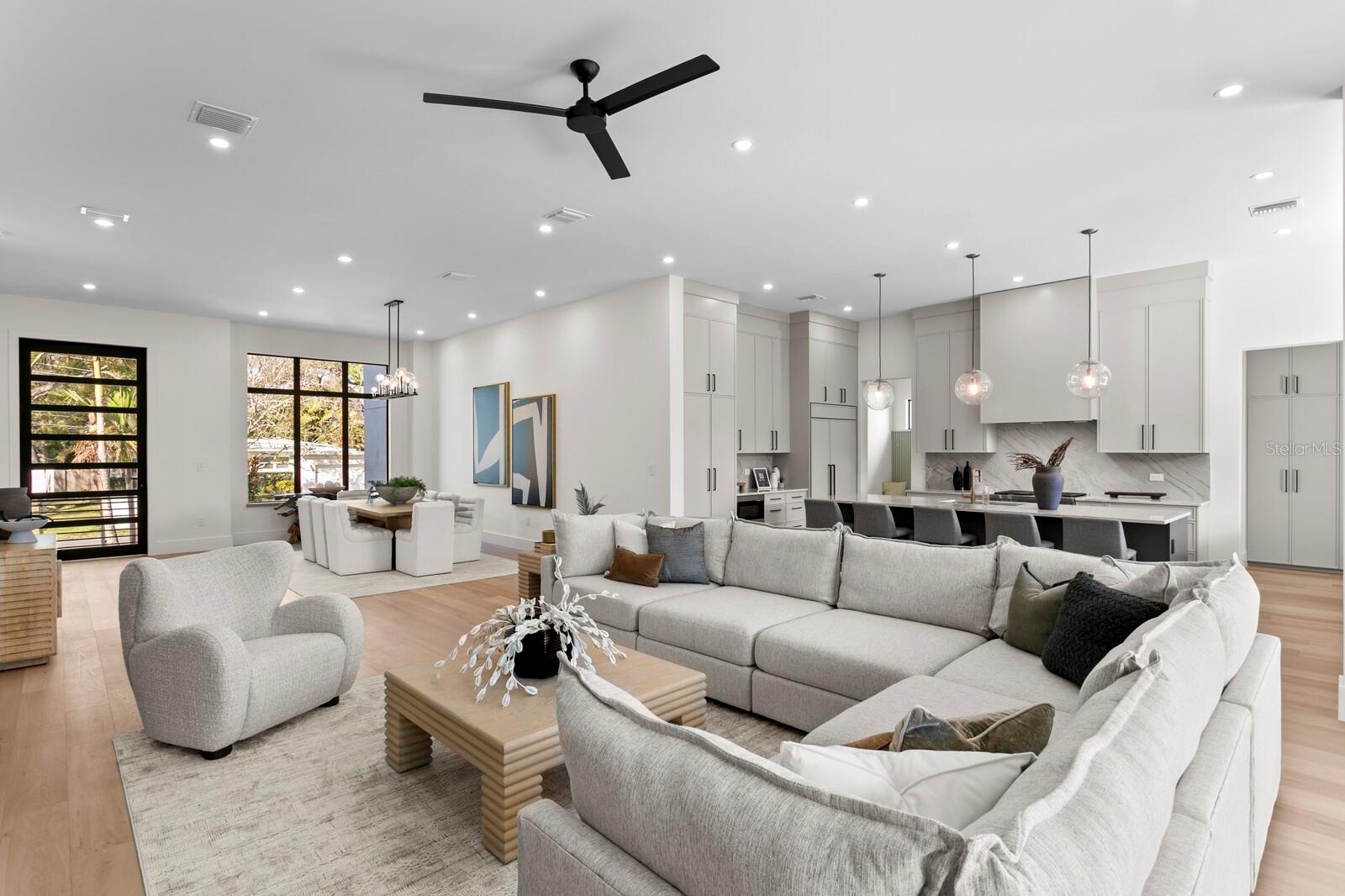 TB8434265 Property Photo