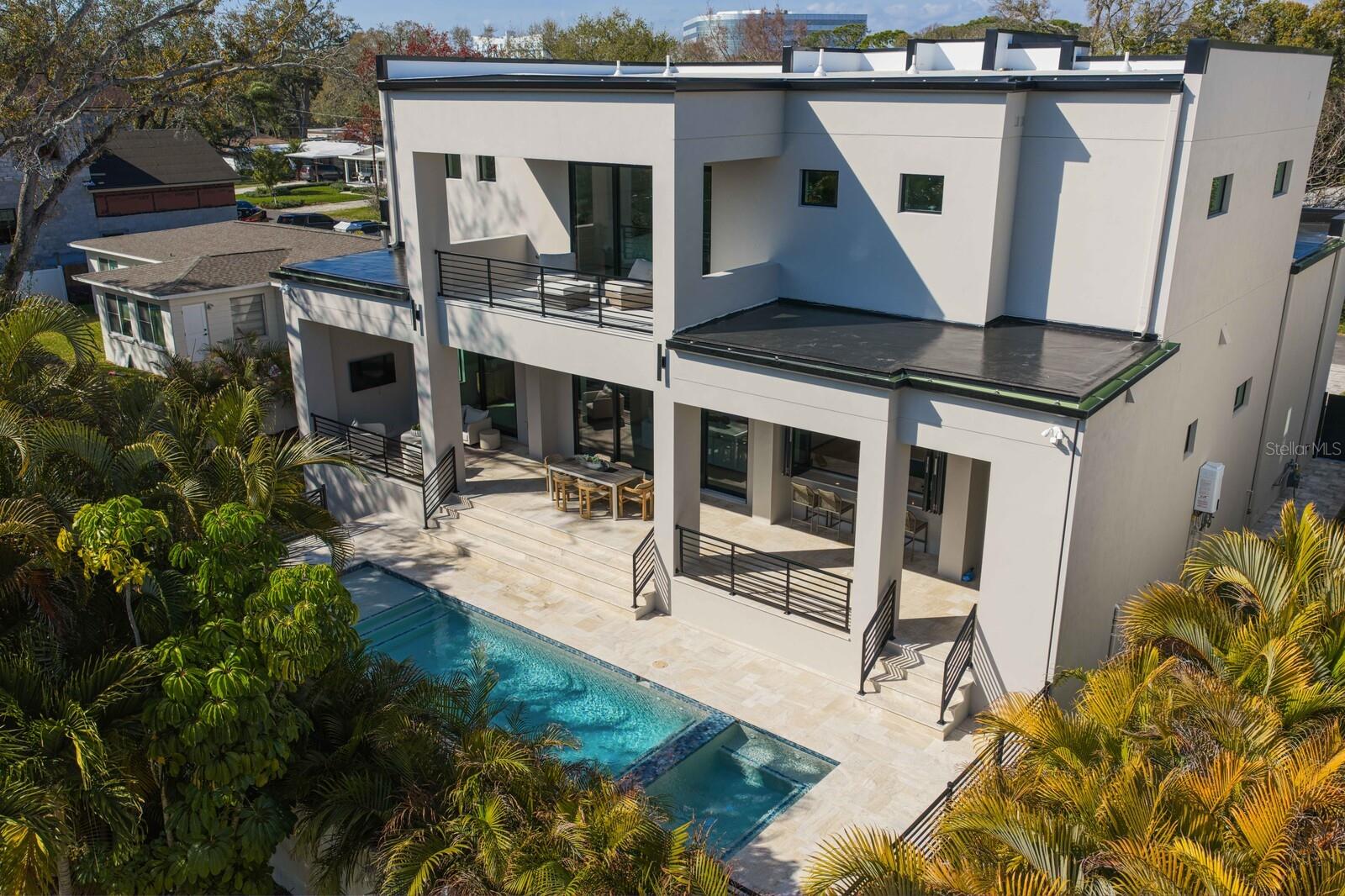 TB8434265 Property Photo