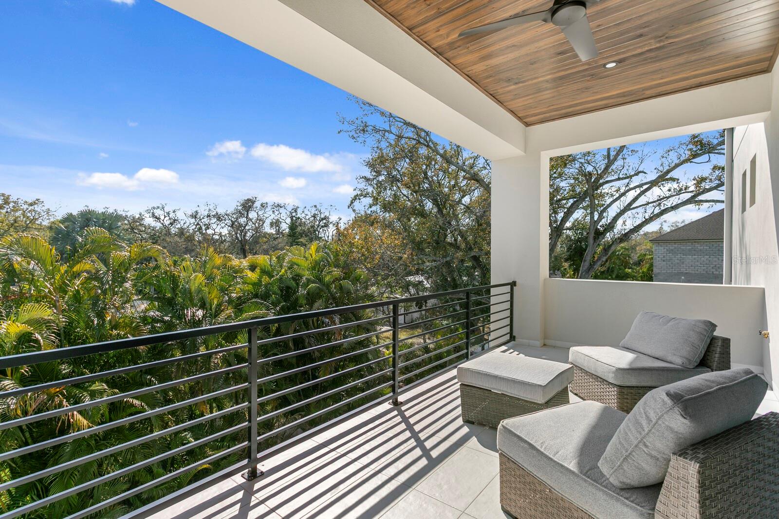 TB8434265 Property Photo