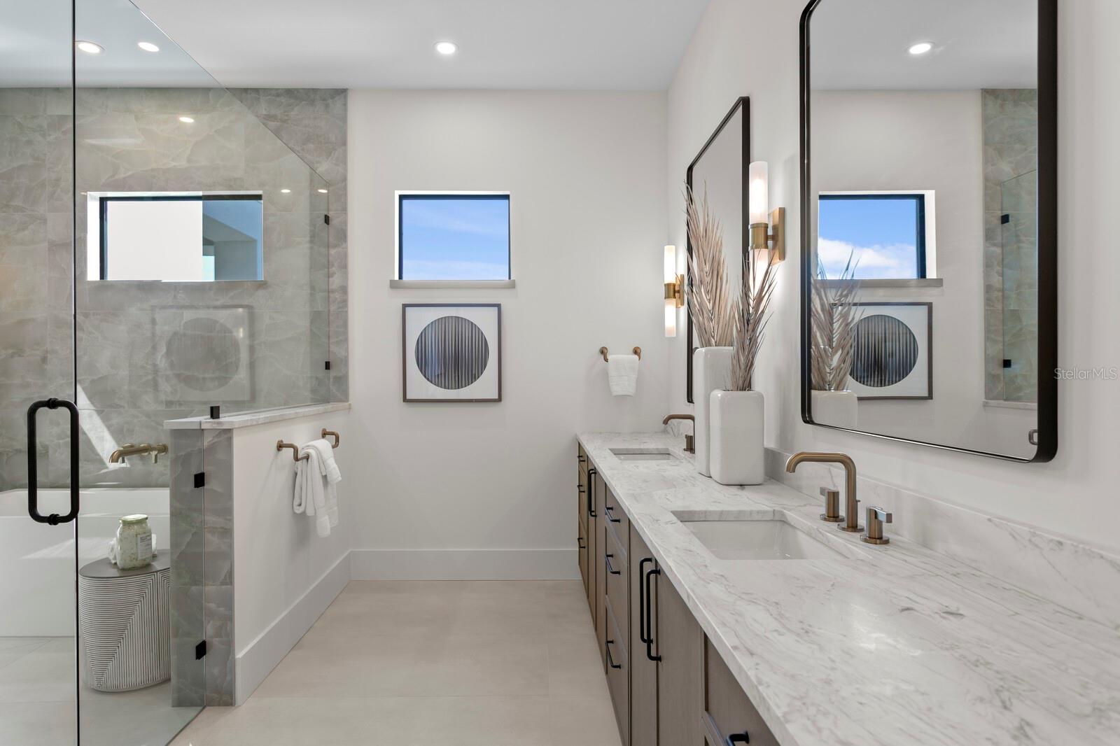 TB8434265 Property Photo