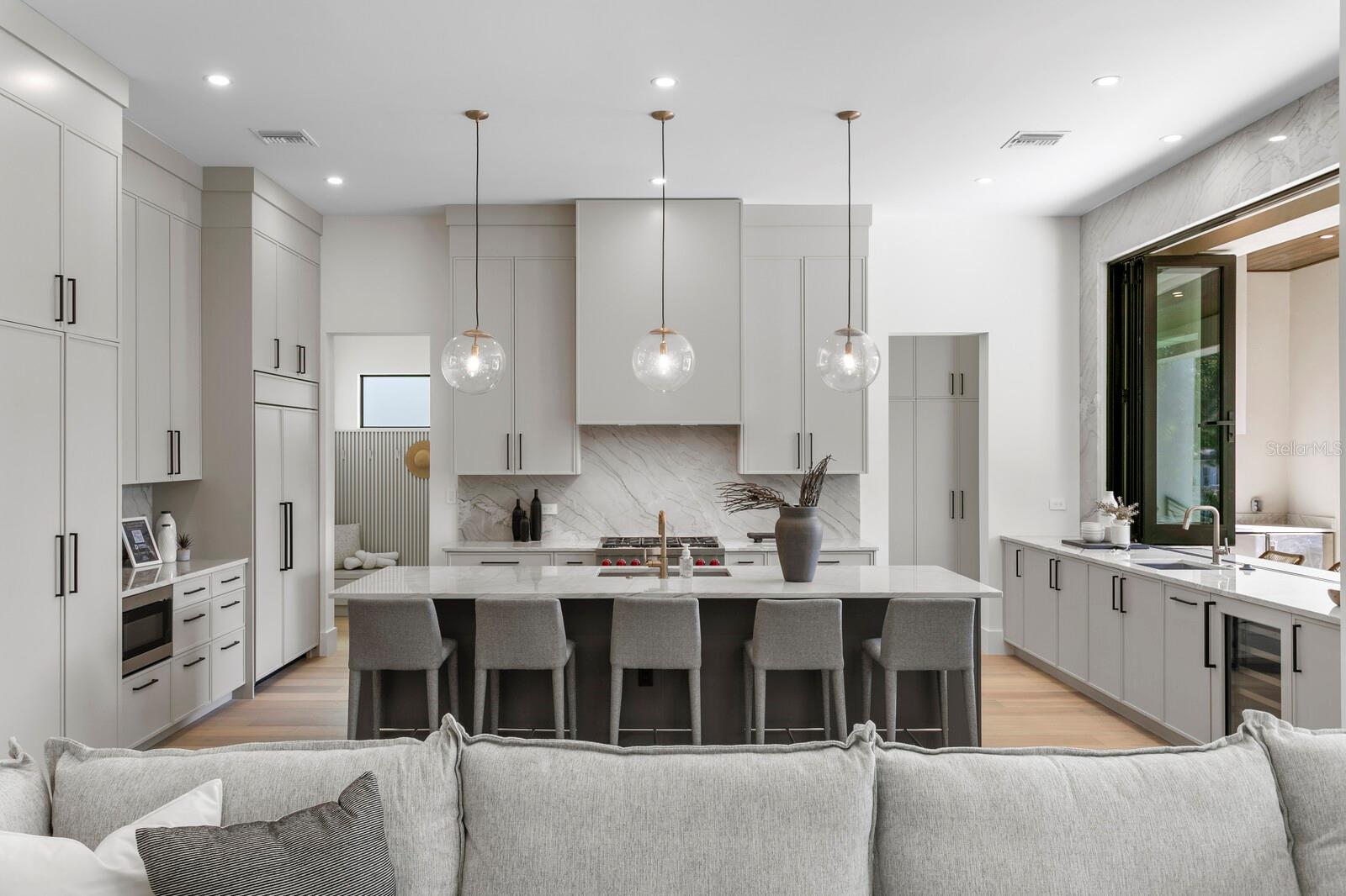 TB8434265 Property Photo