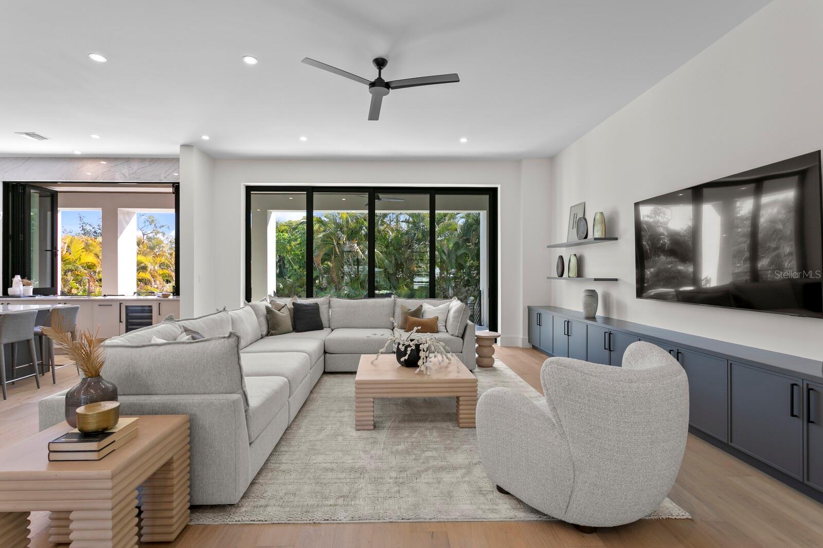 TB8434265 Property Photo