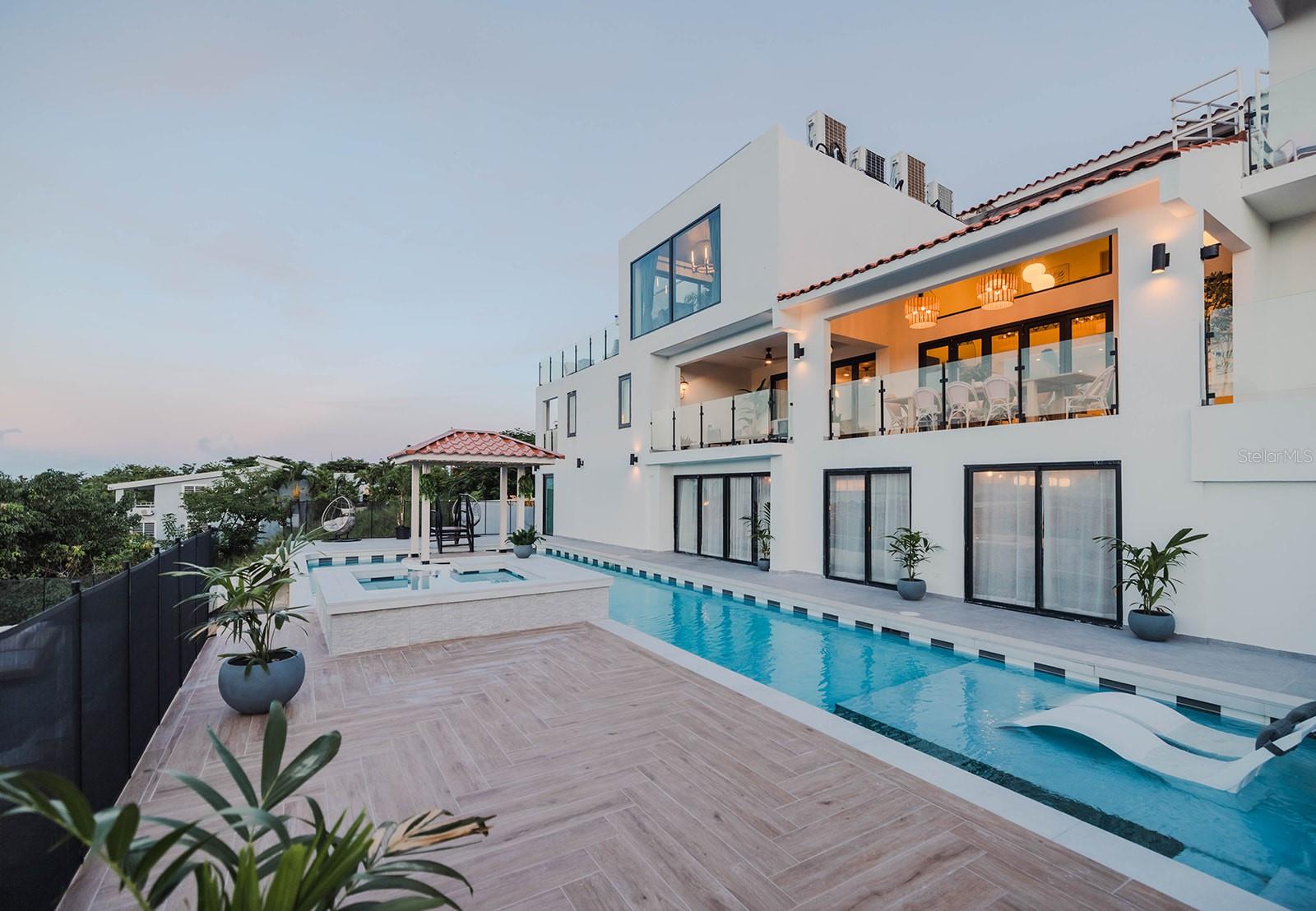 PR9116455 Property Photo