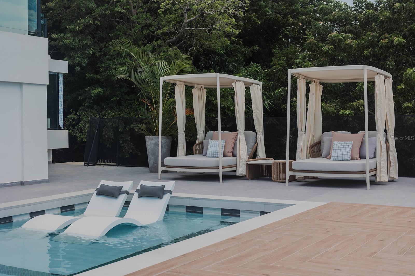 PR9116455 Property Photo