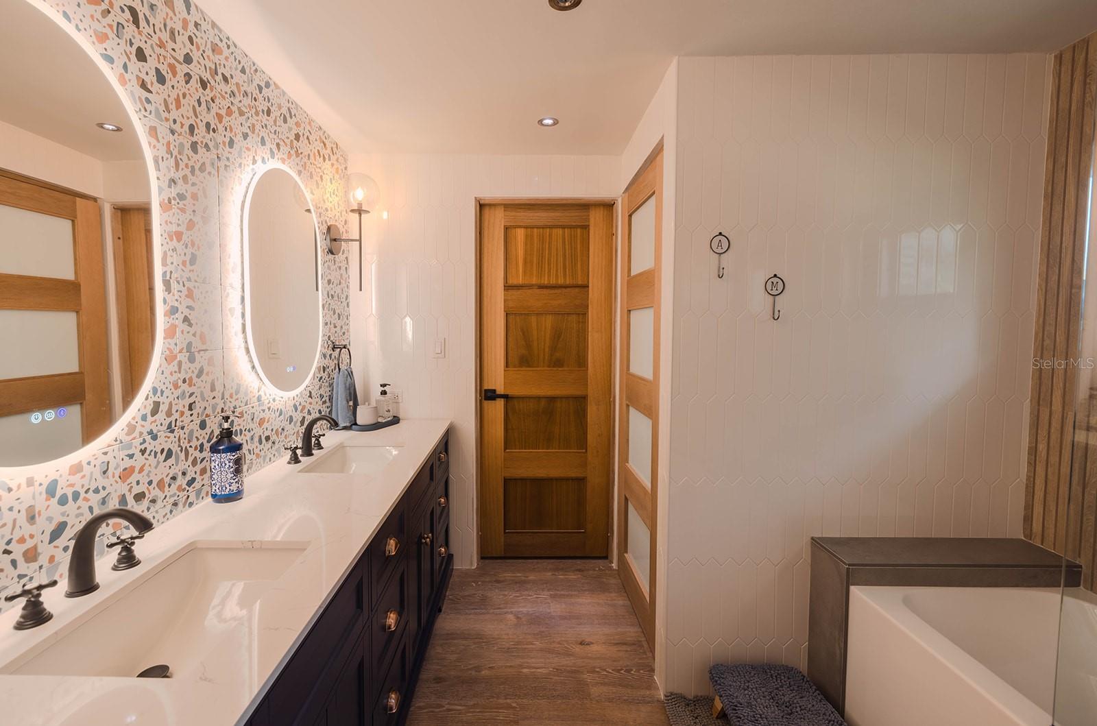 PR9116455 Property Photo