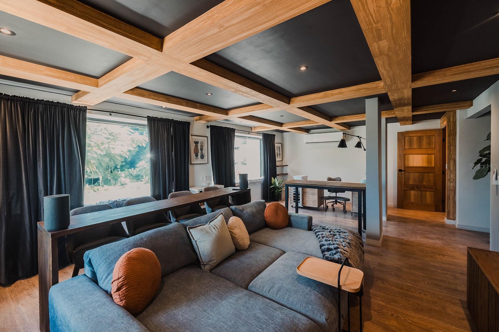 PR9116455 Property Photo