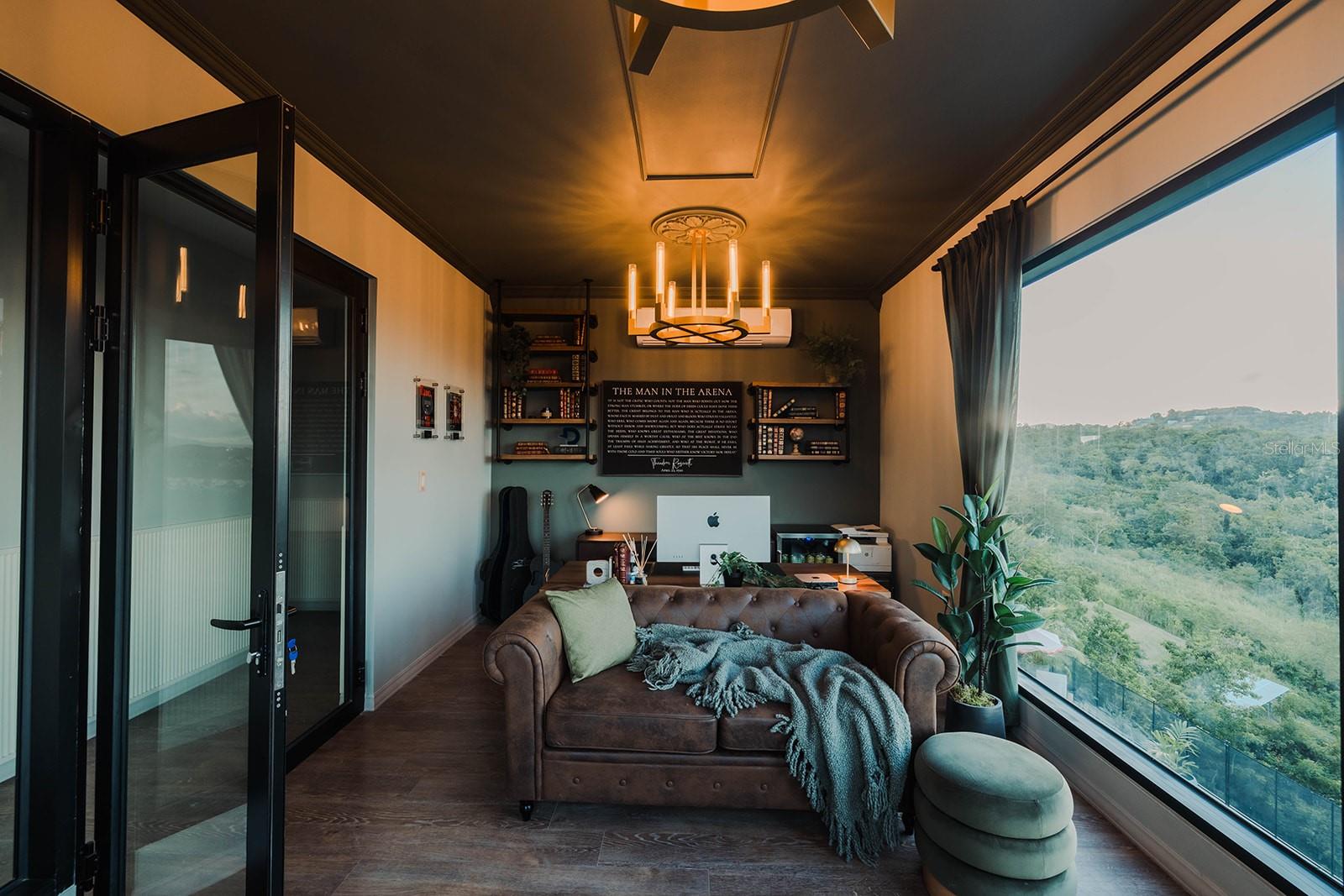 PR9116455 Property Photo