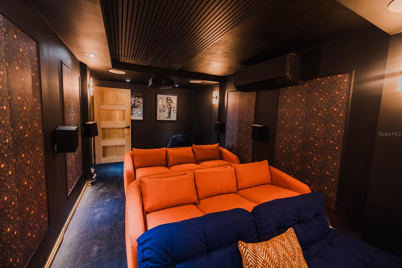 PR9116455 Property Photo