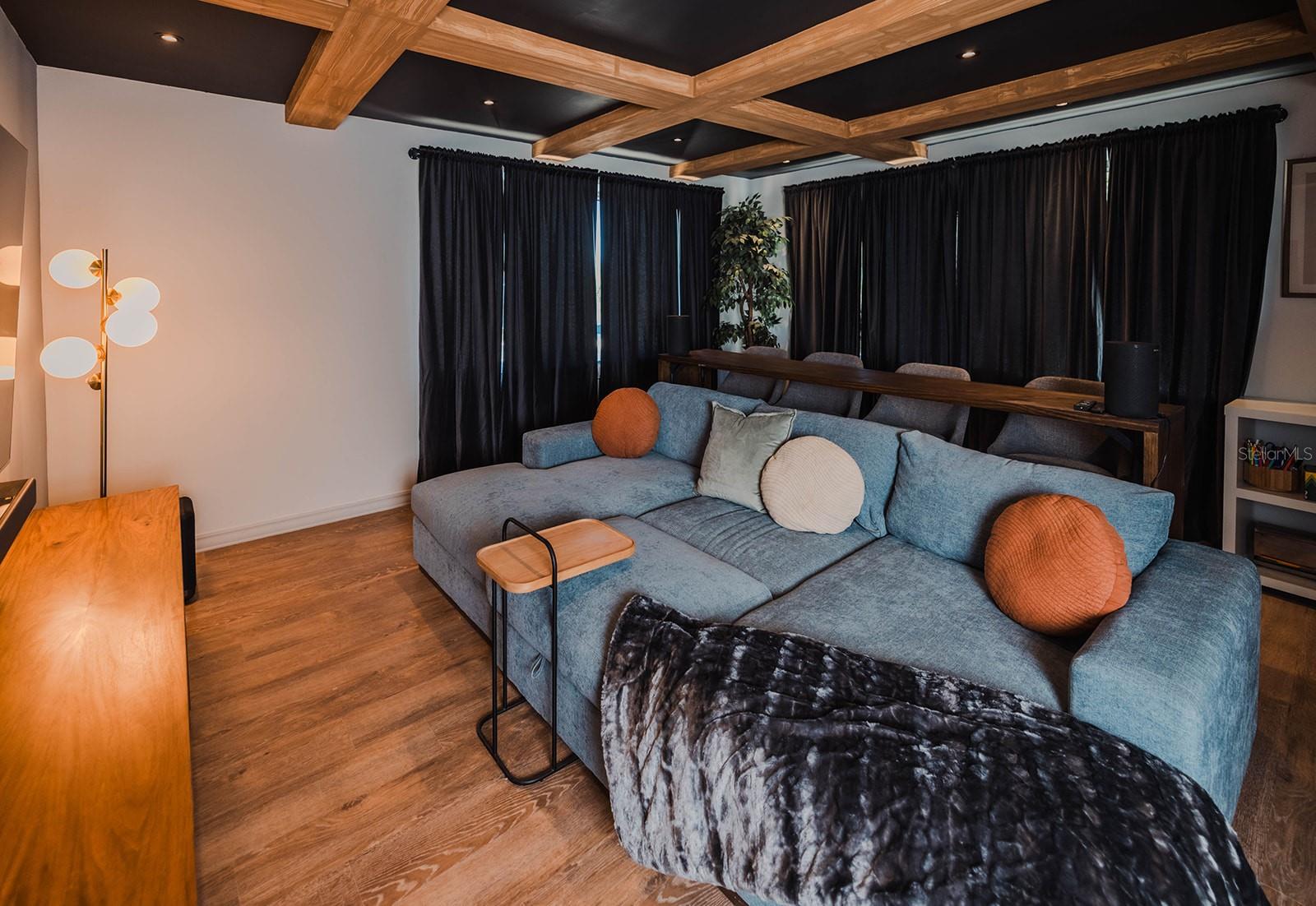 PR9116455 Property Photo