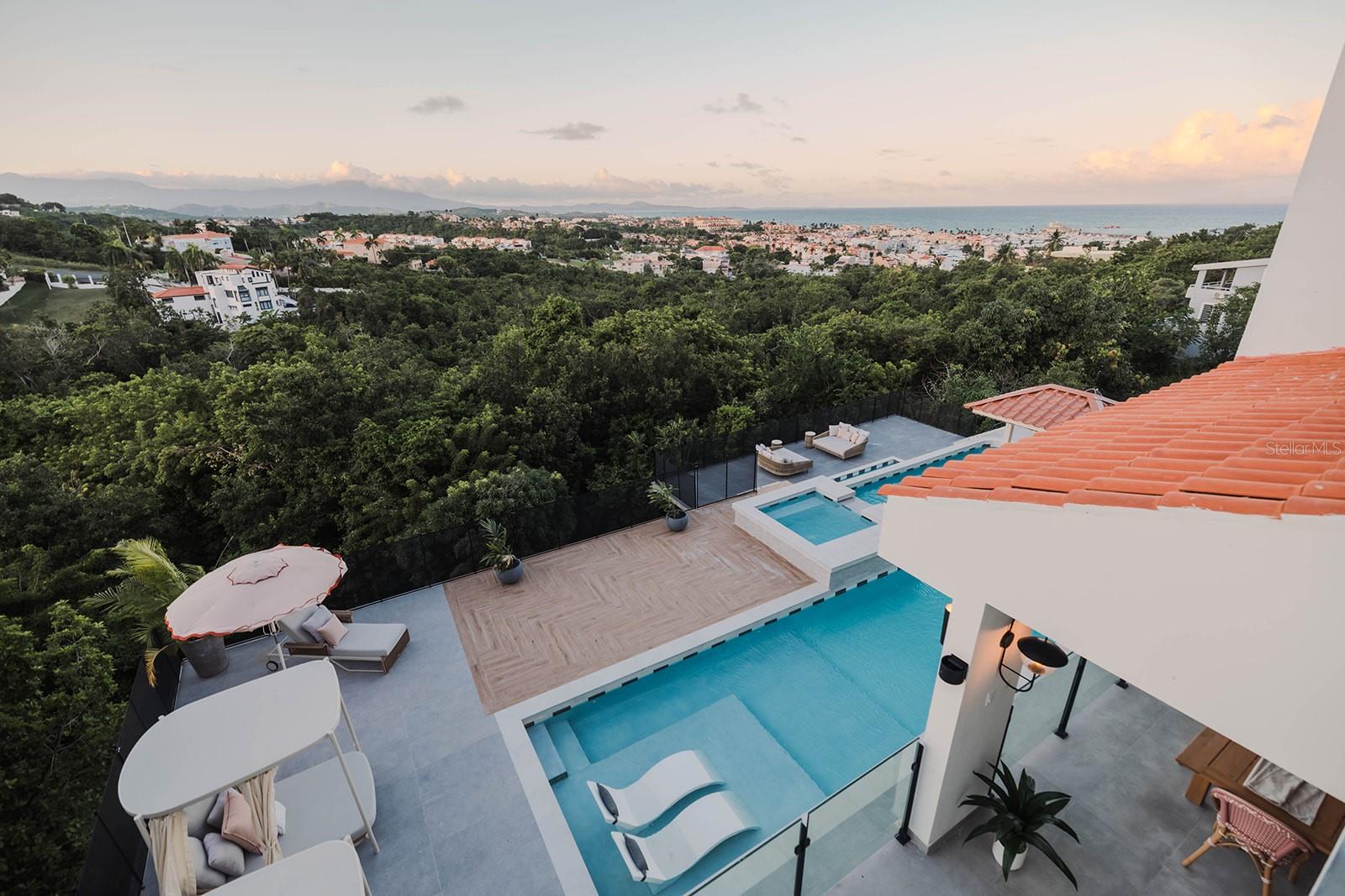 PR9116455 Property Photo