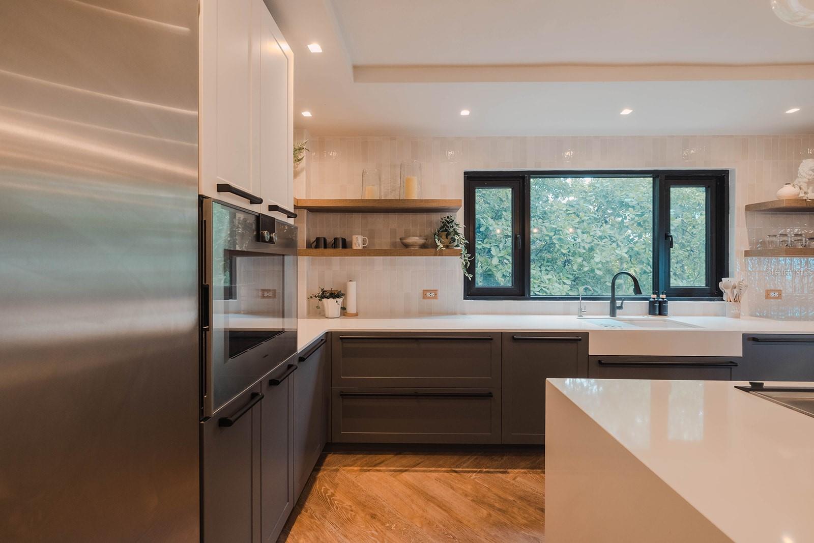 PR9116455 Property Photo