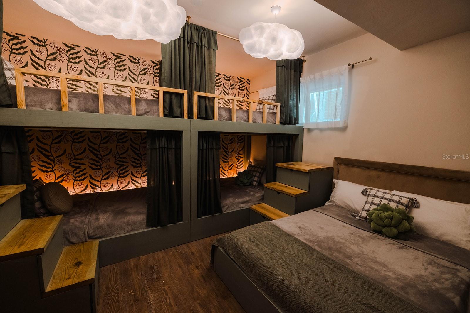 PR9116455 Property Photo