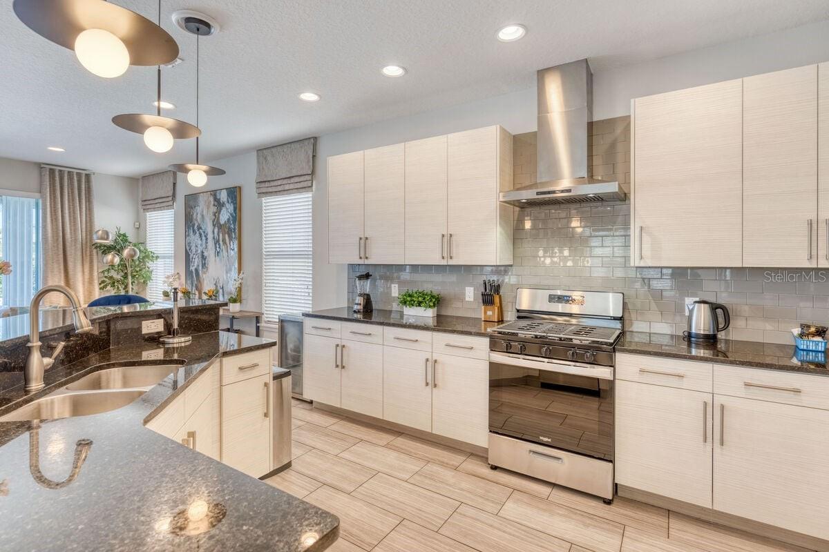 1036 CASTLE PINES CT, REUNION, FL, 34747