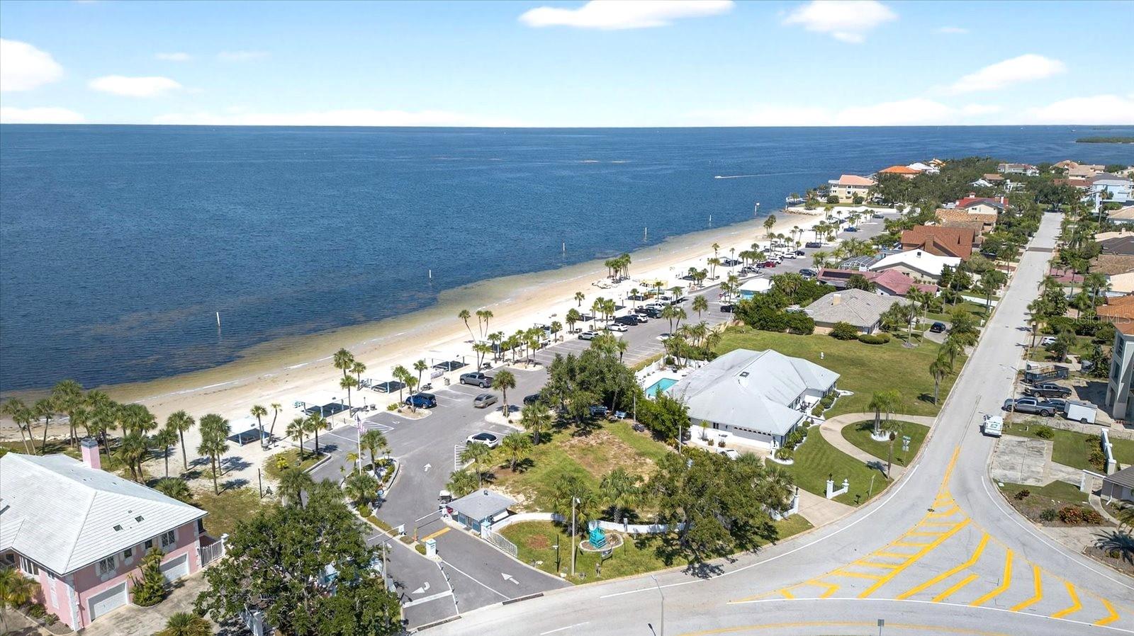 W7879556 Property Photo