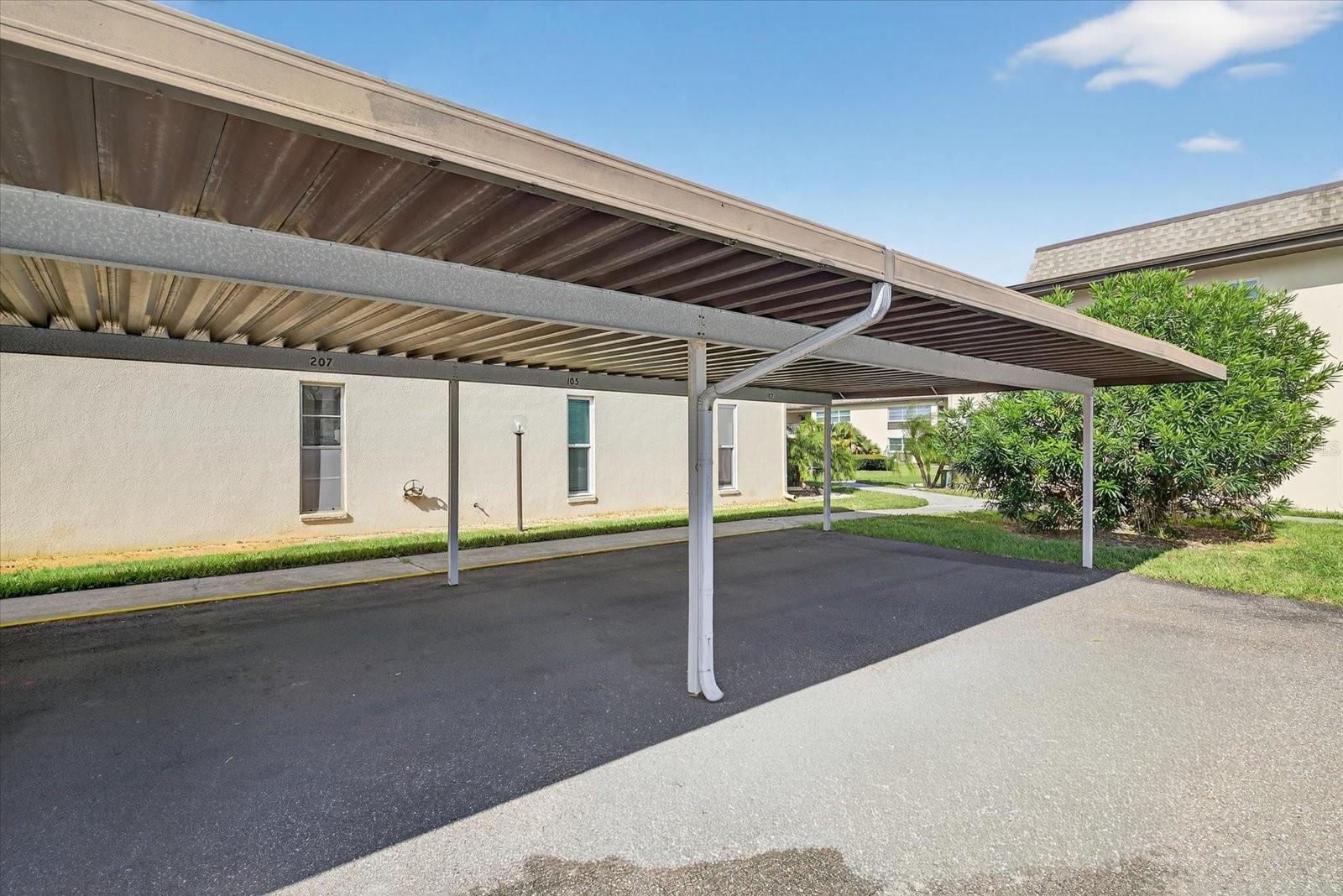 W7879556 Property Photo