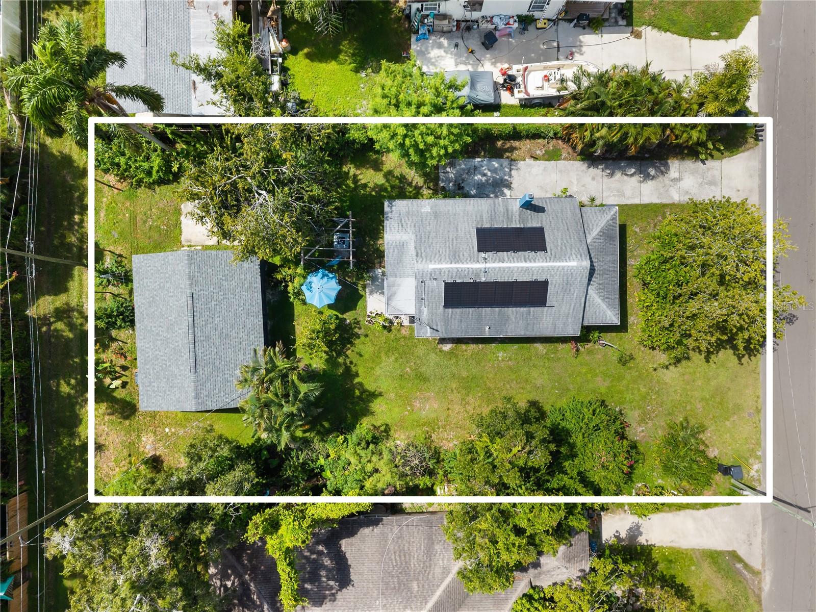 78' x 128' lot detached 2 car garage