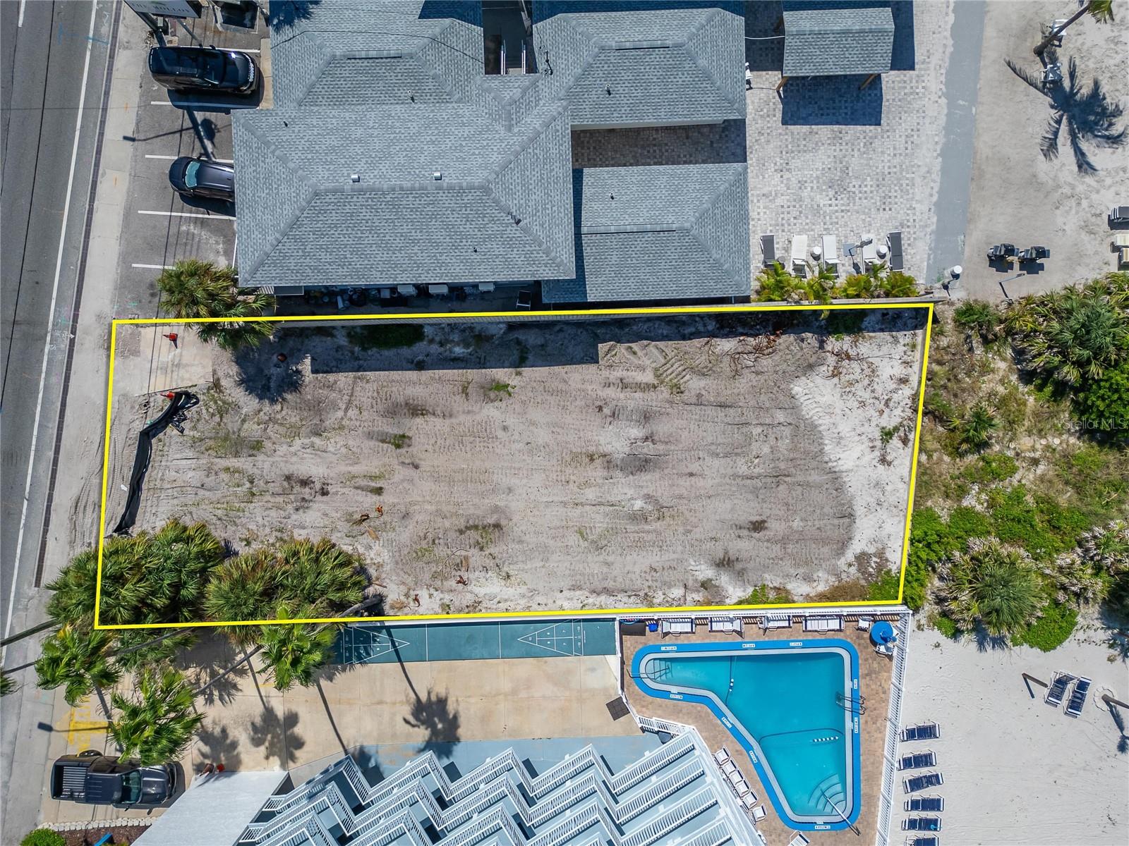 TB8434337 Property Photo