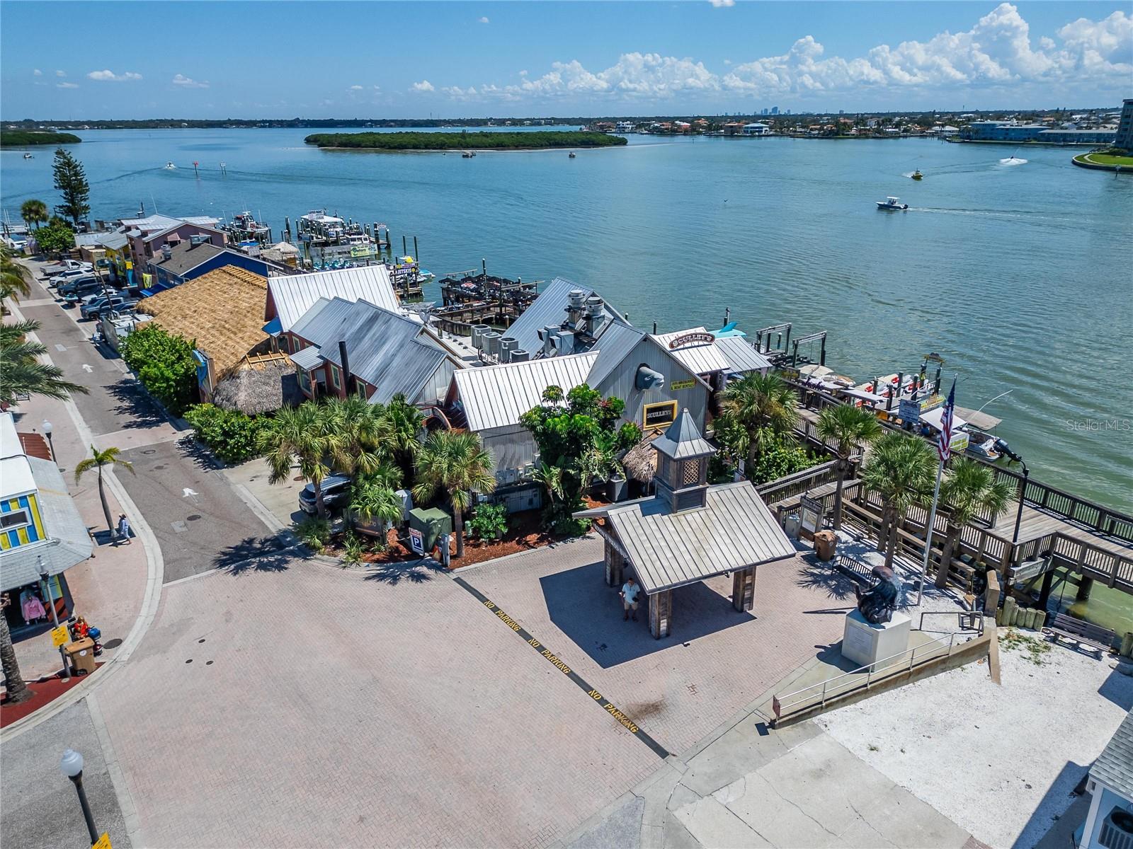 TB8434337 Property Photo