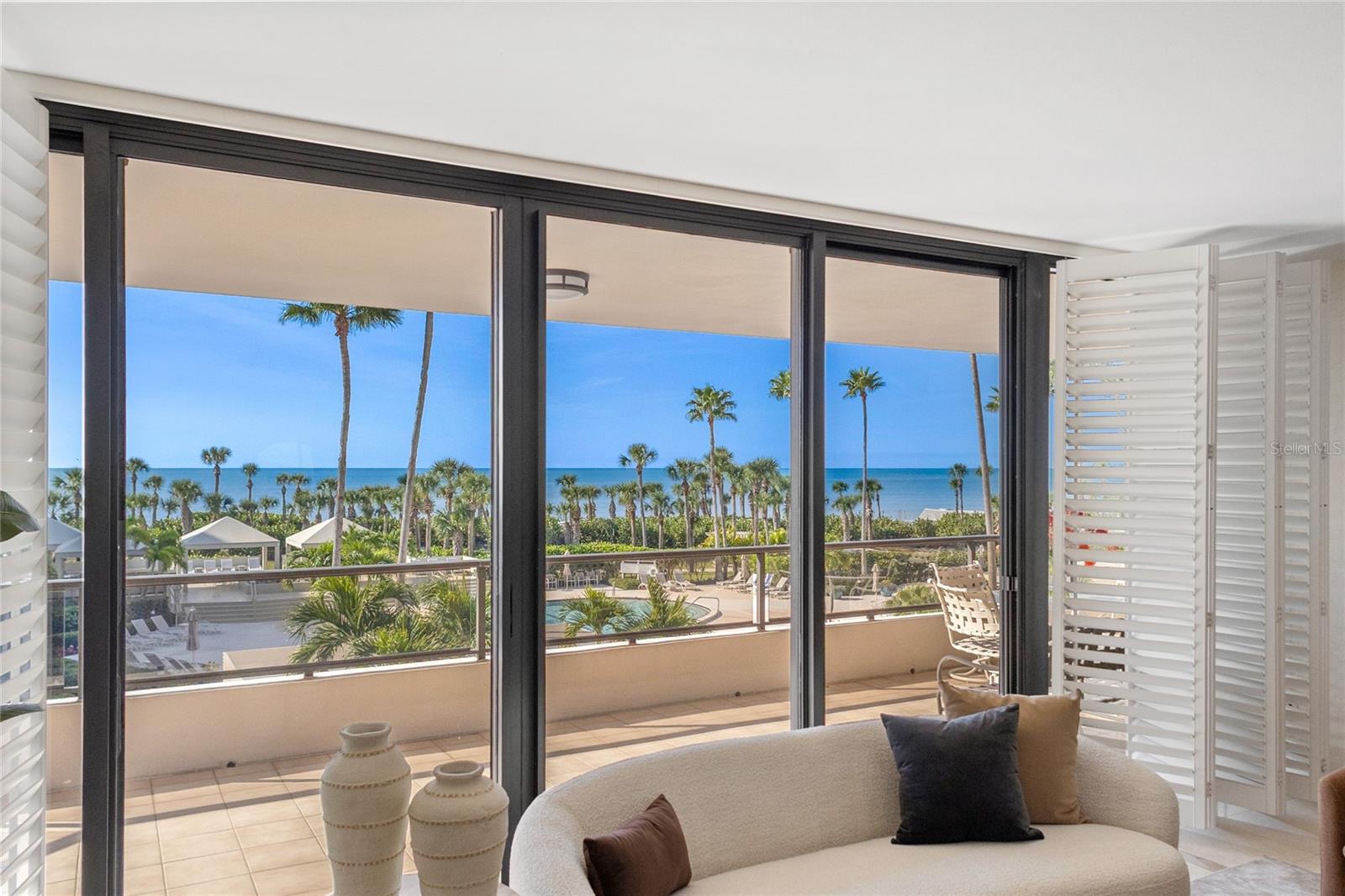 A4667288 Property Photo