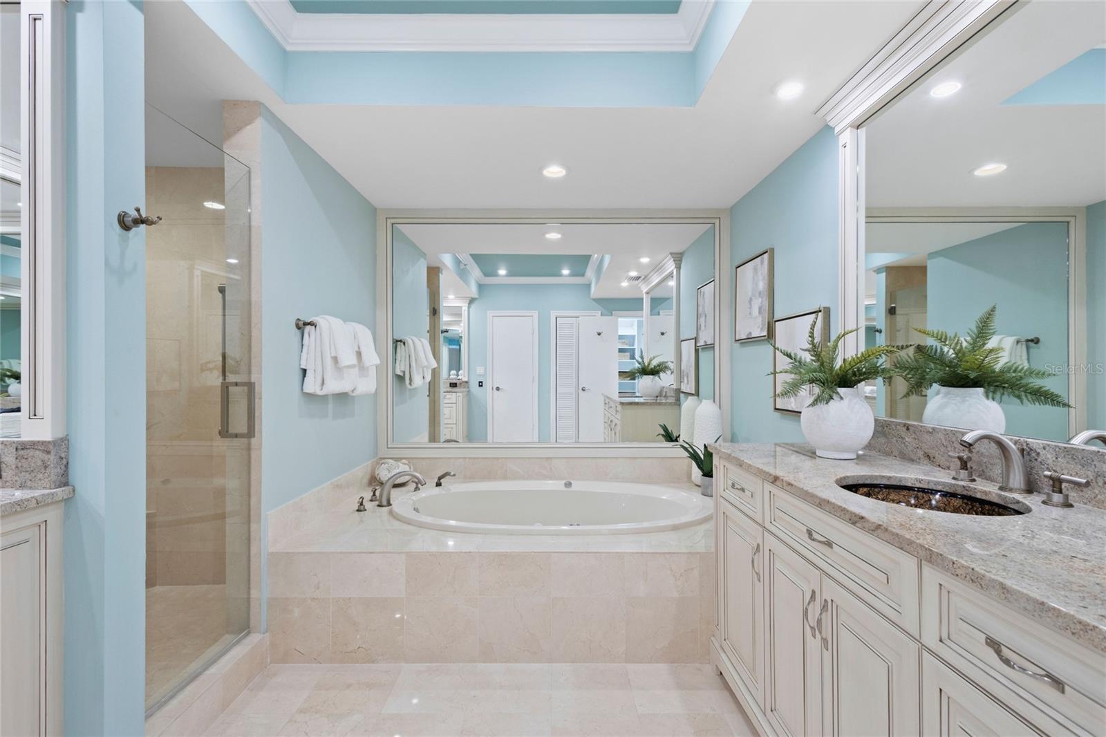 A4667288 Property Photo