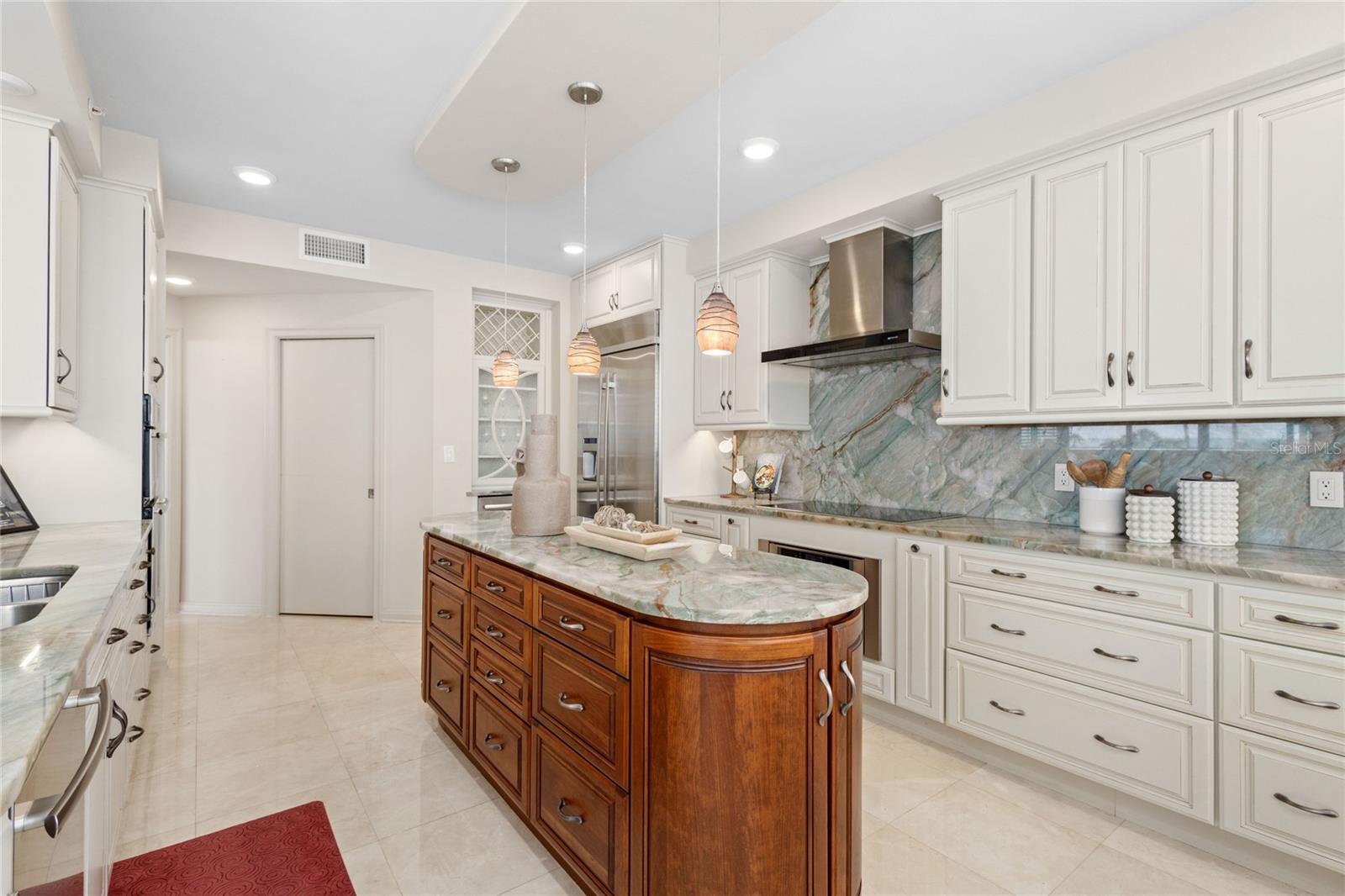 A4667288 Property Photo