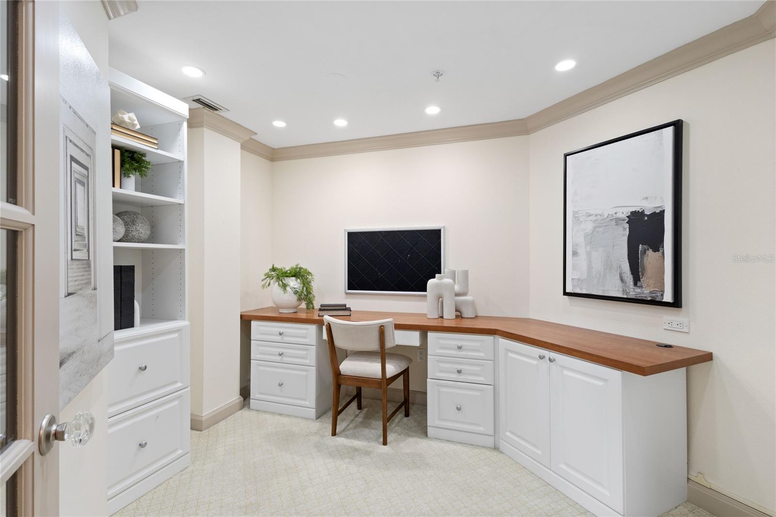 A4667288 Property Photo