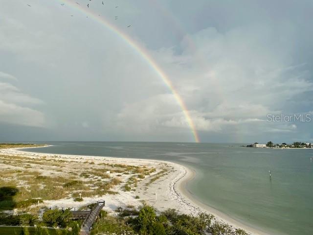 TB8434390 Property Photo