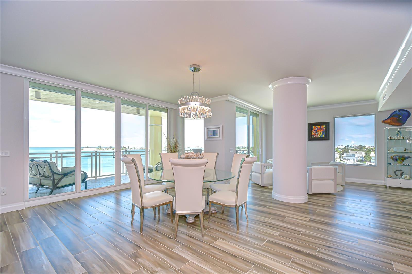 TB8434390 Property Photo