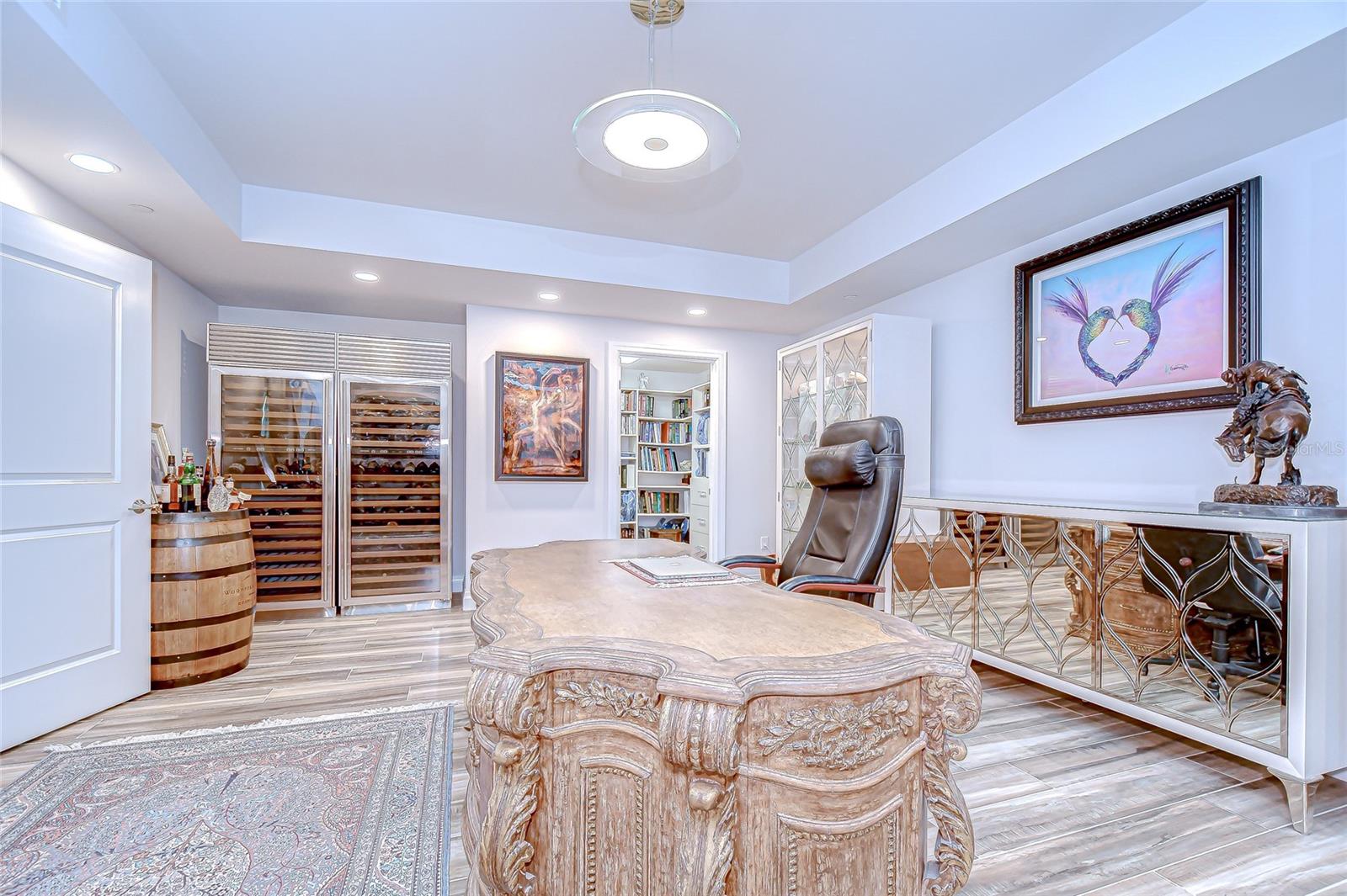 TB8434390 Property Photo